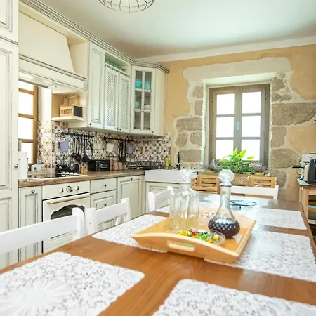 New! Luxury - Pool, Sauna And Jacuzzi