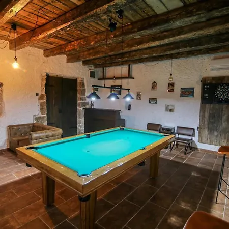 Villa New! Luxury - Pool, Sauna And Jacuzzi